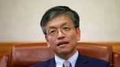 South Korea's Yoon picks veteran technocrat Choi to spearhead economy ahead of vote