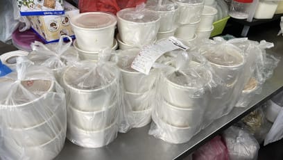 Hawker Gave 45 Bowls Of Noodles Away After Grab Customer Cancelled Bulk Order For Being Too Slow