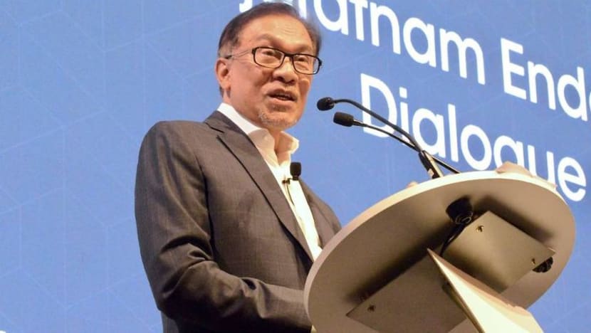 Tidak munasabah wujudkan masalah antara S'pura, M'sia - Anwar Ibrahim