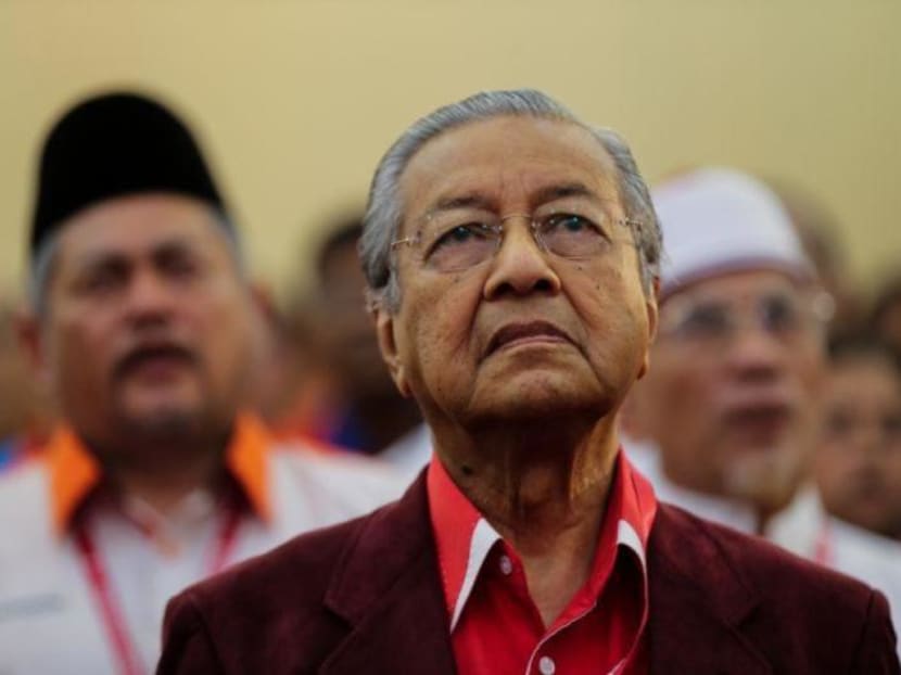 Proposed Singapore-Malaysia stock market trading link to be reviewed: Mahathir Proposed Singapore-Malaysia stock market trading link to be reviewed: Mahathir