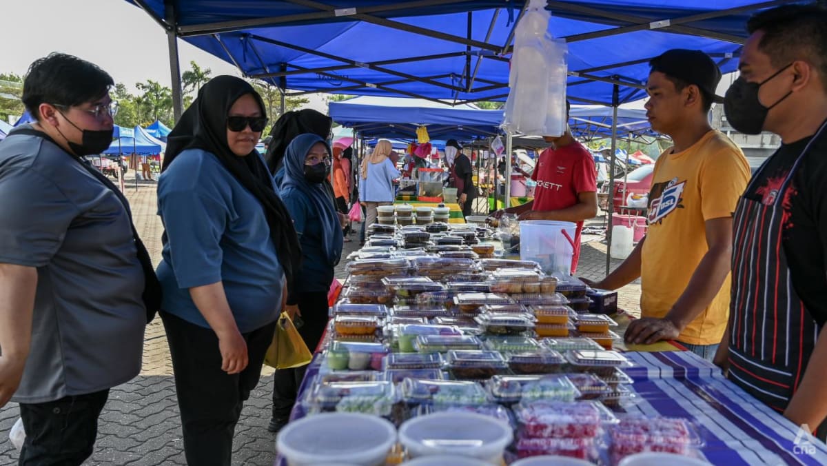销售缓慢，成本上升：马来西亚斋月集市贸易商转向食品供应并提高价格