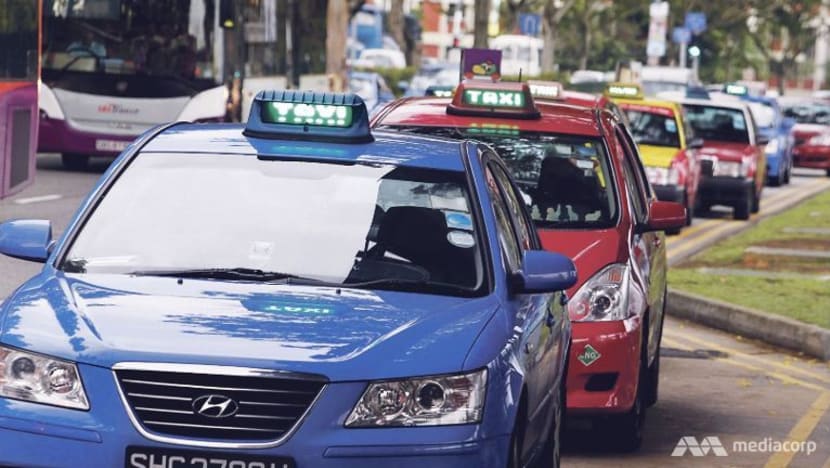 Belanjawan 2017: SMRT, ComfortDelGro akan salurkan penjimatan cukai diesel kepada pemandu teksi