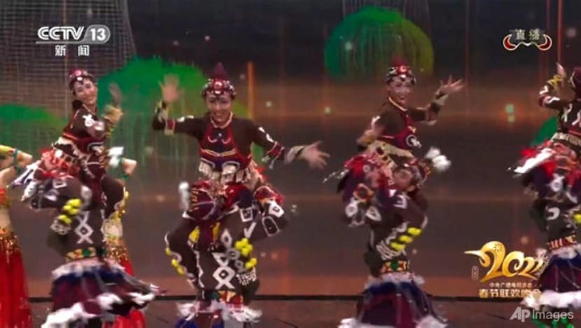Chinese TV features blackface performers in New Year's gala