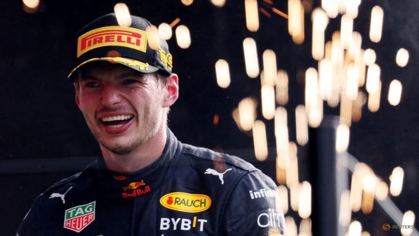 Verstappen continues winning streak in home Dutch GP Verstappen continues winning streak in home Dutch GP