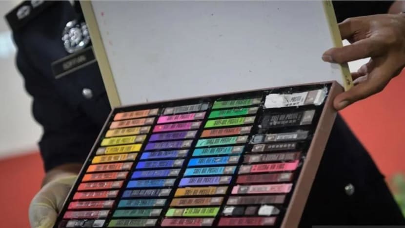 Malaysian police bust international syndicate that smuggled drugs in crayons Malaysian police bust international syndicate that smuggled drugs in crayons