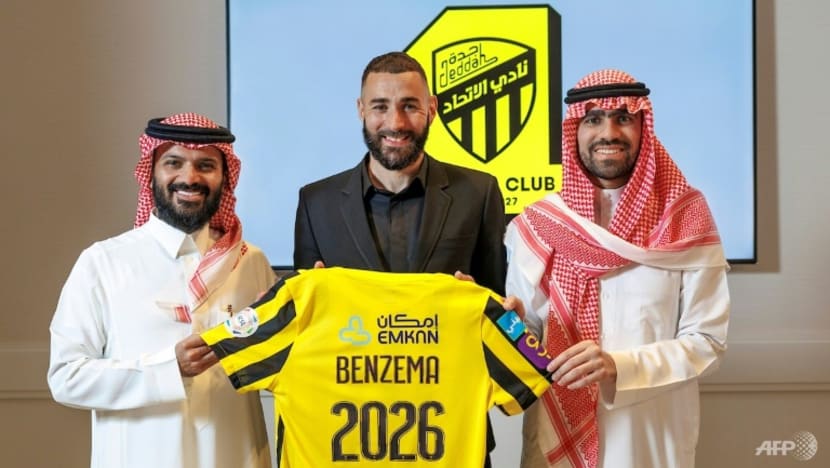 After missing out on Messi, Saudis give Benzema gala welcome