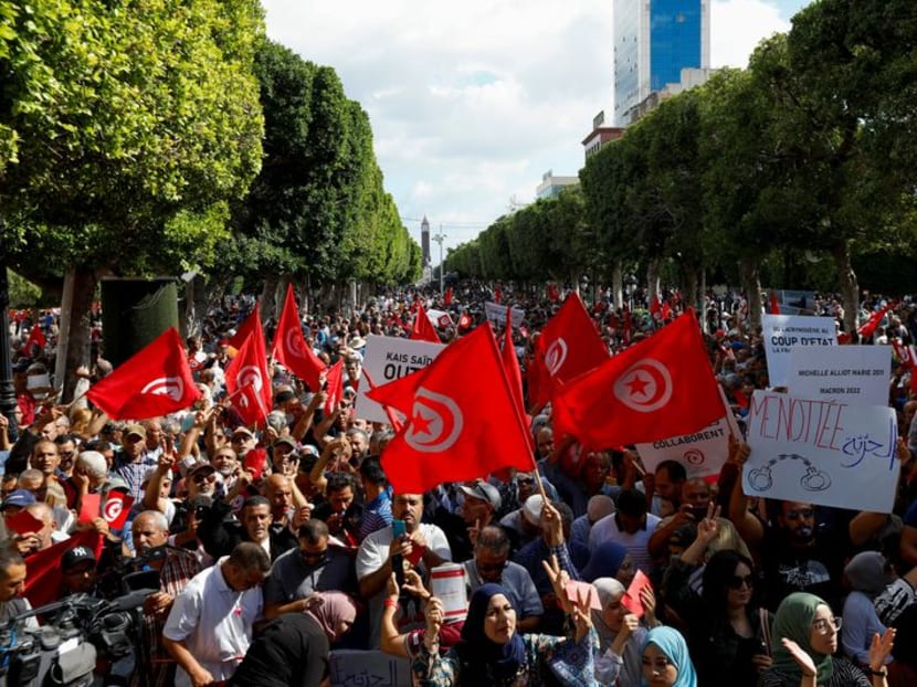 Thousands from rival Tunisian parties protest against president TODAY