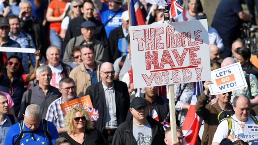Brexit scenarios: the paths ahead Brexit scenarios: the paths ahead