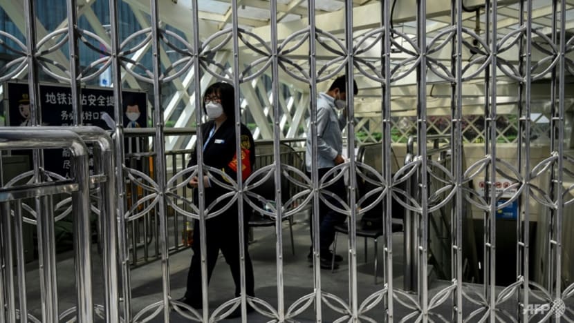 Millions in Beijing urged to work from home to fight COVID-19 outbreak Millions in Beijing urged to work from home to fight COVID-19 outbreak