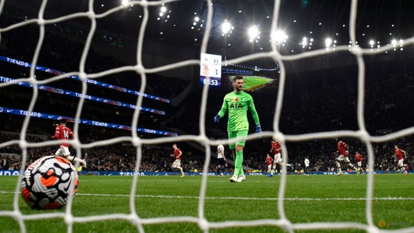 Spurs must show more pride after United drubbing, says Lloris Spurs must show more pride after United drubbing, says Lloris