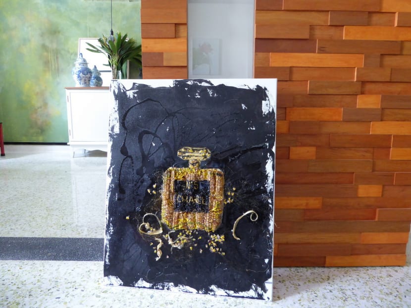 S’pore artist Danny Raven Tan showcases his works in flat S’pore artist Danny Raven Tan showcases his works in flat