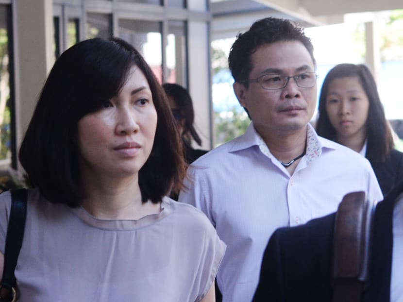 Tay Puay Leng (left) and Chow Chuin Tee, couple who caused a scene at Toa Payoh hawker centre, arriving at the State Courts. TODAY file photo