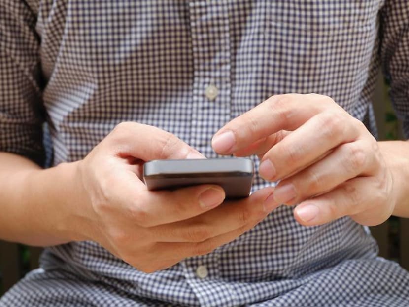 Hygiene tips: What’s the best way to disinfect your phone without damaging it? Hygiene tips: What’s the best way to disinfect your phone without damaging it?