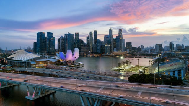 全球生活成本最高城市新加坡排第二 特拉维夫首登第一