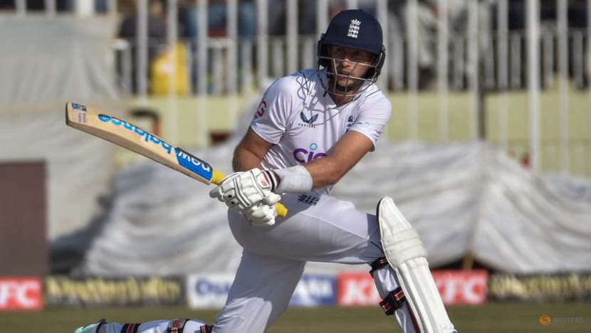 England scent victory after bold declaration England scent victory after bold declaration
