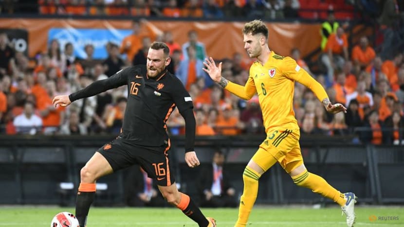 Depay nets late winner as Netherlands beat Wales 3-2 Depay nets late winner as Netherlands beat Wales 3-2