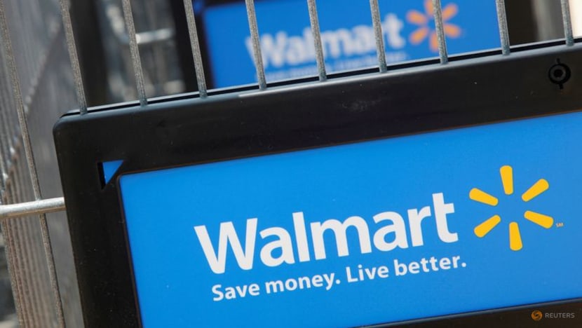 Walmart takes fintech plunge into Mexico's risky marketplace