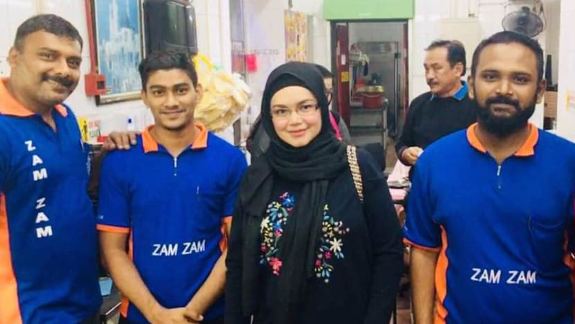 Siti Nurhaliza kelihatan di S'pura; sambut hari lahir dan sedang 'babymoon'?