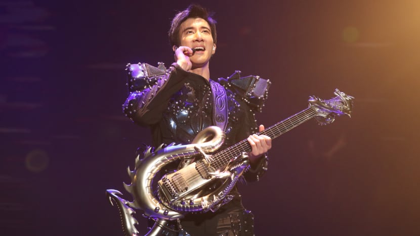 Wang Leehom took us to the future (but we prefer the past)