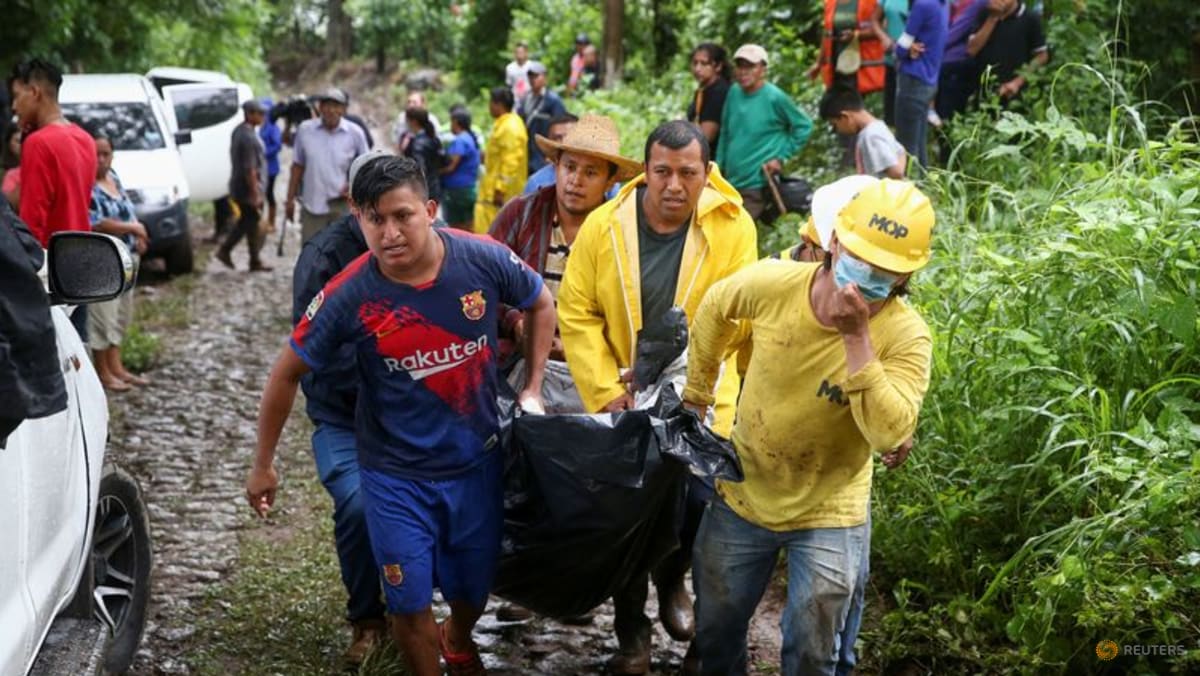 At least seven dead after landslides in El Salvador - TODAY
