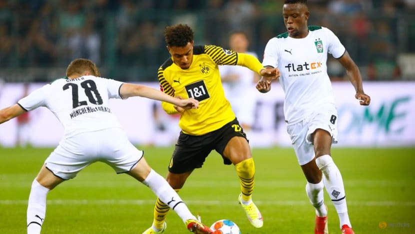 Without Haaland, 10-man Dortmund slump to 1-0 loss at Gladbach Without Haaland, 10-man Dortmund slump to 1-0 loss at Gladbach