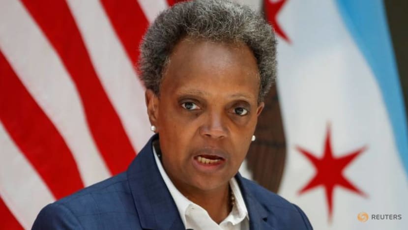 Chicago mayor loosens COVID-related capacity restrictions for businesses including bars, restaurants Chicago mayor loosens COVID-related capacity restrictions for businesses including bars, restaurants