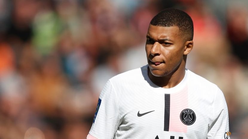Mbappe not ruling out PSG stay, clears the air with Neymar Mbappe not ruling out PSG stay, clears the air with Neymar