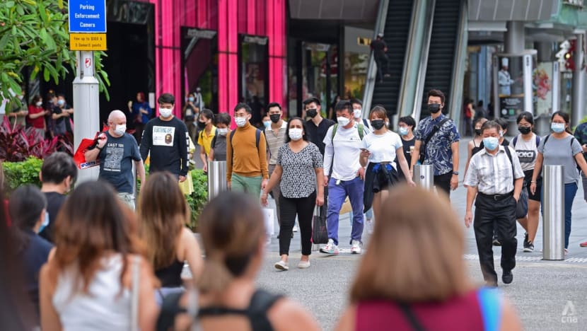 Singapore reports 10,686 new COVID-19 cases, 1 death Singapore reports 10,686 new COVID-19 cases, 1 death