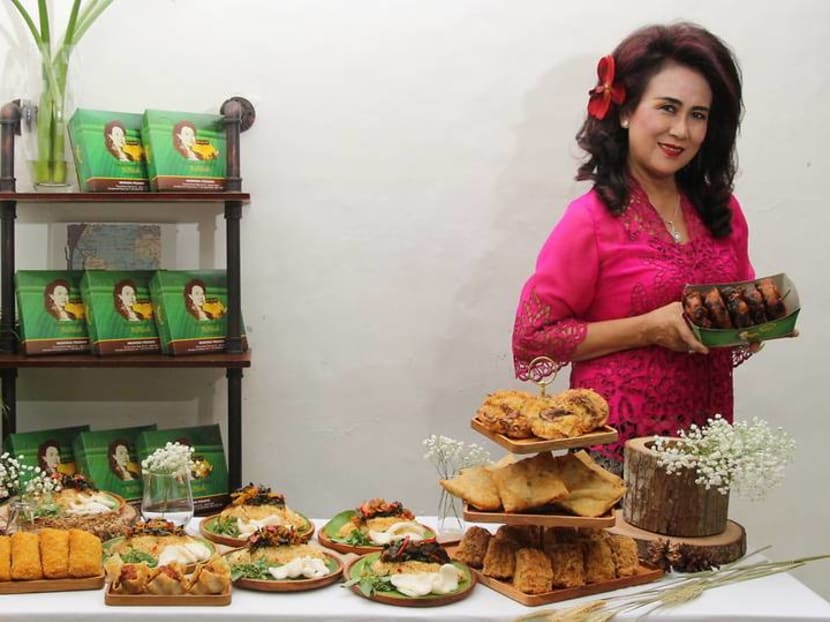 A dash of honey: Jakarta's 'burnt' banana fritters a sought-after comfort food A dash of honey: Jakarta's 'burnt' banana fritters a sought-after comfort food
