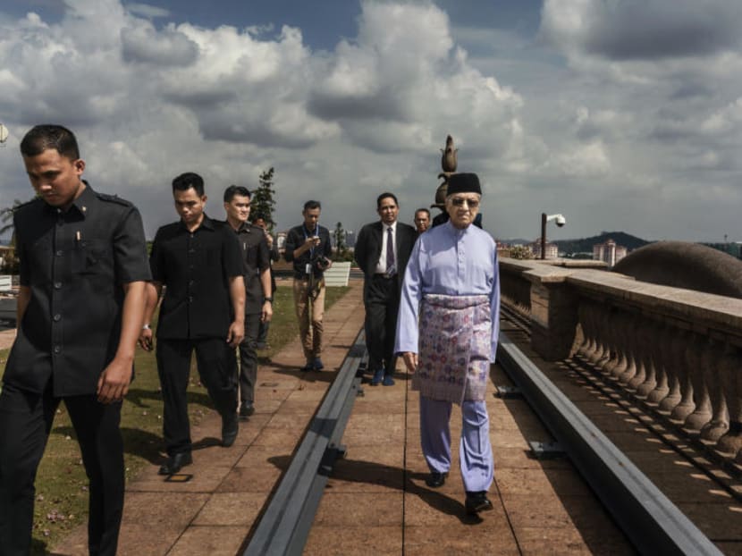 The image of Dr Mahathir Mohamad wanting to save the nation and make Malaysia respectable once again resonates with the masses, especially youths who are not familiar with events during his first term as prime minister.