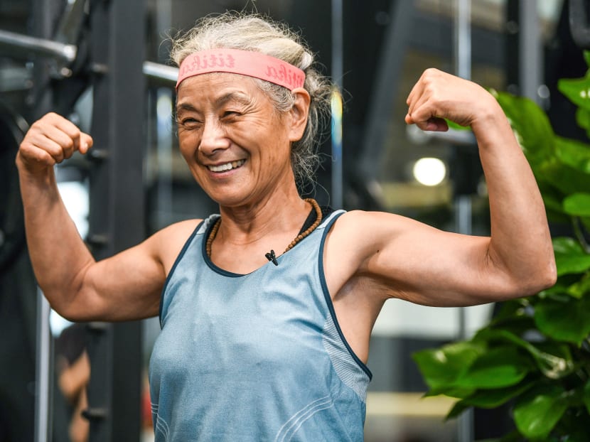 hardcore-grandma-ageing-fitness-buff-proves-hit-in-china-today