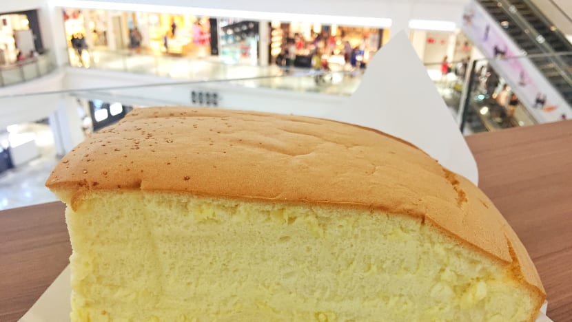 Original Cake Is Giving Out 800 Castella Cakes At Their Opening Day On 23  Sept At Westgate - EatBook.sg - Local Singapore Food Guide And Review Site