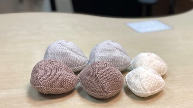 乳腺癌康复者编织纯棉手工义乳 助患者更自信舒适