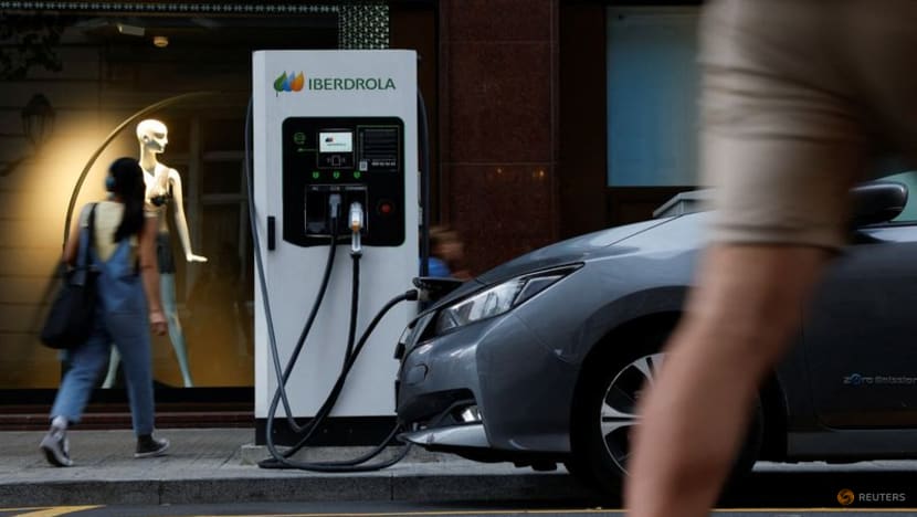 Auto lobby urges Spain to speed up vehicle electrification as sales lag Auto lobby urges Spain to speed up vehicle electrification as sales lag