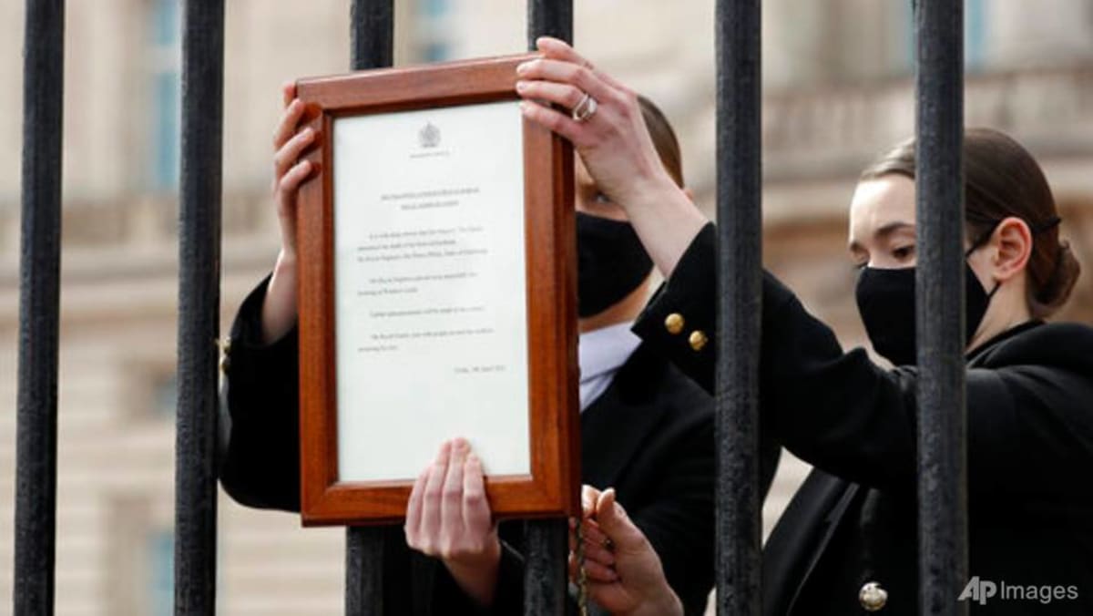 PM Inggris memuji ‘kehidupan luar biasa’ Philip seiring dengan mengalirnya penghormatan