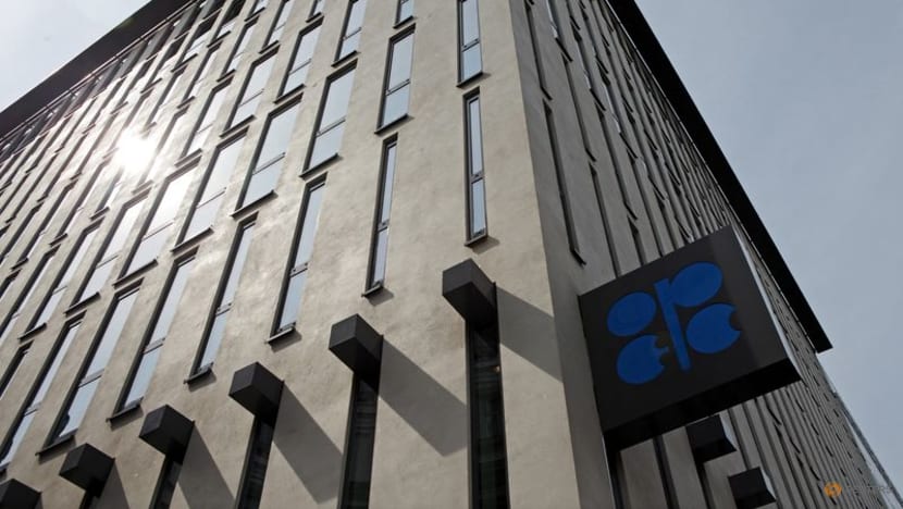 Oil mixed as OPEC supply cut prospect offsets demand fears Oil mixed as OPEC supply cut prospect offsets demand fears