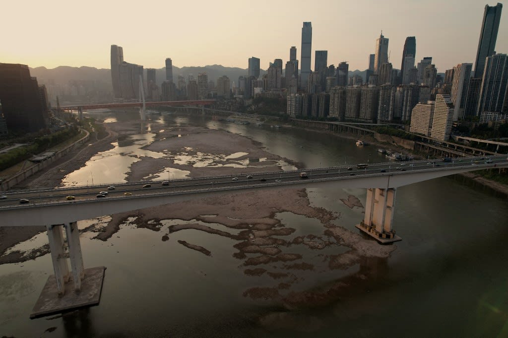 An aerial photo shows the dried-up riverbed of the Jialing river, a tributary of the Yangtze River in China's southwestern city of Chongqing on Aug 25, 2022.