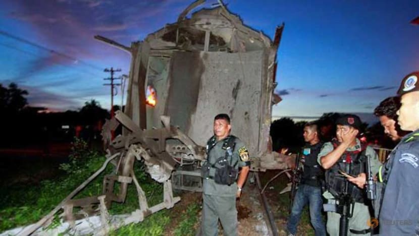 Mahathir makes last regional peace effort in Southern Thailand Mahathir makes last regional peace effort in Southern Thailand
