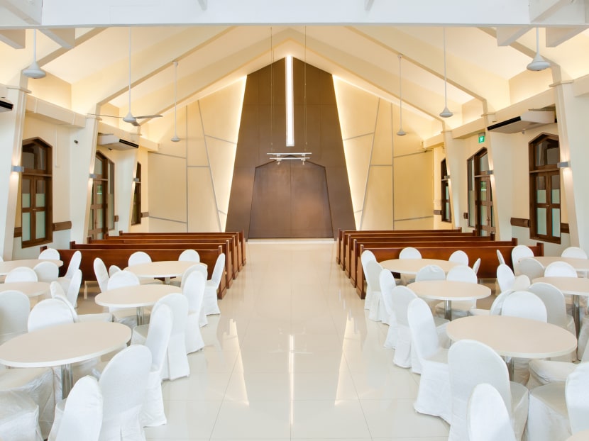 One of the six halls at Mount Vernon Columbarium, which is operated by Mount Vernon Sanctuary. As the eight funeral wake halls in Mount Vernon represent a fifth of Singapore’s publicly available funeral parlours, a funeral director foresees that the space crunch for such services will only get more severe after the venue closes on Sept 30, 2018.