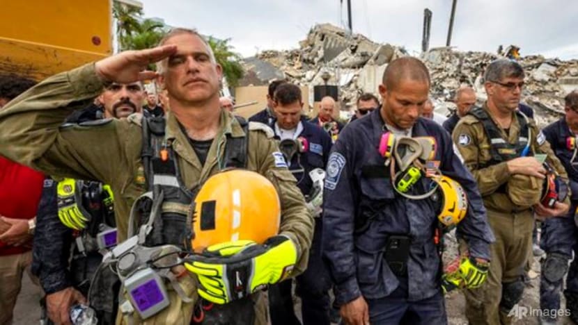 Recovery workers vow not to let up in Florida condo collapse; death toll rises to 64 Recovery workers vow not to let up in Florida condo collapse; death toll rises to 64