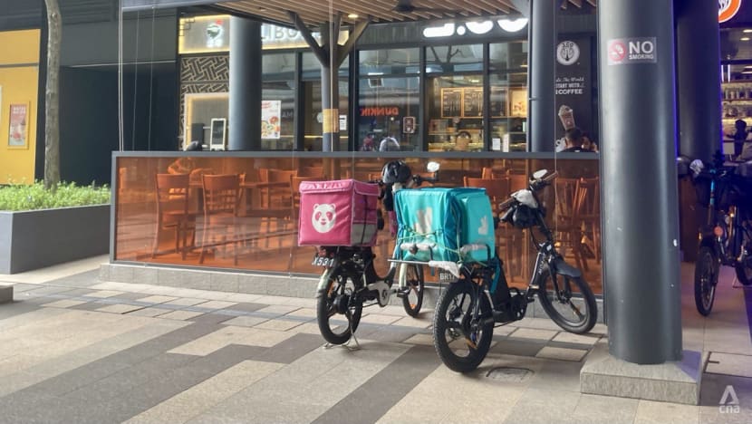 Deliveroo, foodpanda rider accounts for sale on Carousell that could allow foreigners to work illegally Deliveroo, foodpanda rider accounts for sale on Carousell that could allow foreigners to work illegally