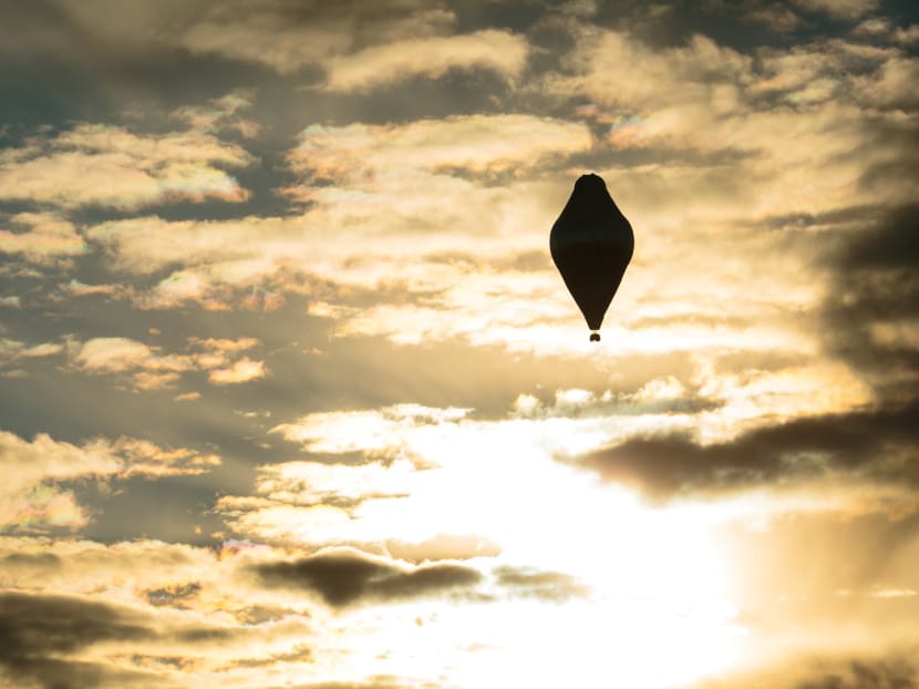 Gallery: Russian launches balloon in Australia in record attempt