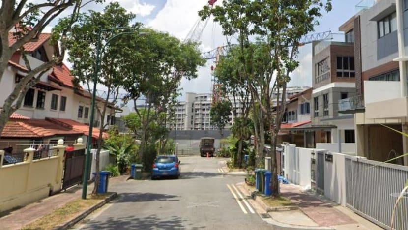 Suspected war relic found at private housing estate in Thomson Suspected war relic found at private housing estate in Thomson