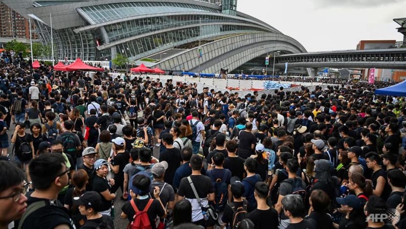 Hong Kong protesters flood West Kowloon train station in rally against controversial extradition Bill Hong Kong protesters flood West Kowloon train station in rally against controversial extradition Bill