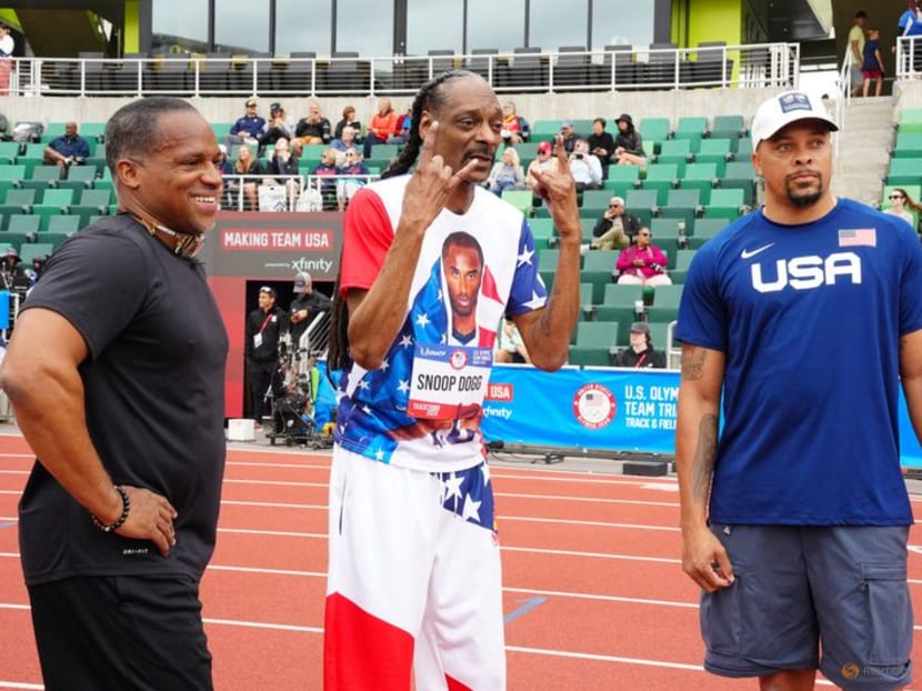 Rapper Snoop Dogg, 52, runs 200m in 34.44 seconds at US Olympic trials - CNA Lifestyle