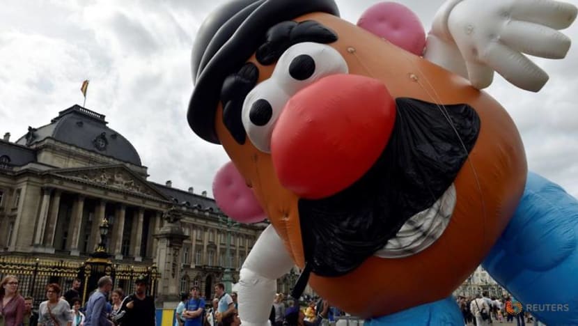 Mr Potato Head drops 'Mr' from brand name Mr Potato Head drops 'Mr' from brand name