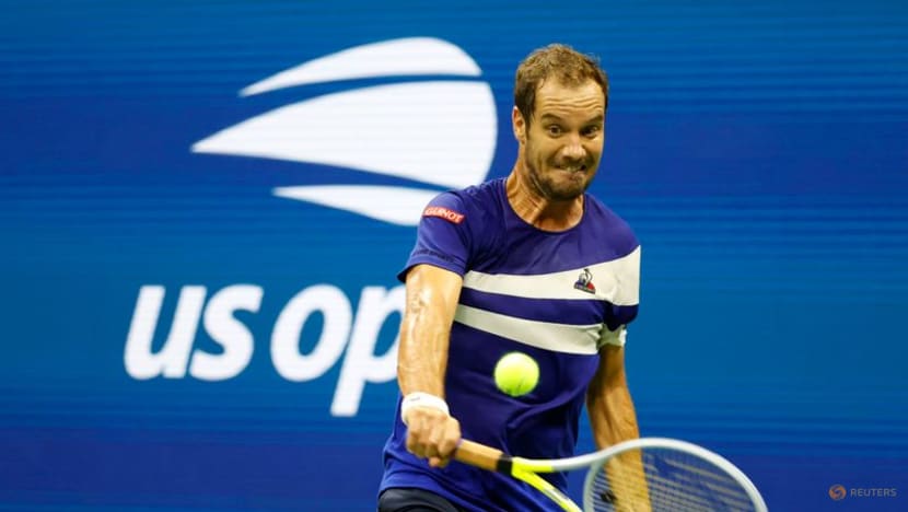 Tennis: Medvedev makes strong start to US Open title bid Tennis: Medvedev makes strong start to US Open title bid