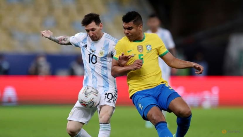 Football: Casemiro signs new four-year deal at Real Madrid Football: Casemiro signs new four-year deal at Real Madrid
