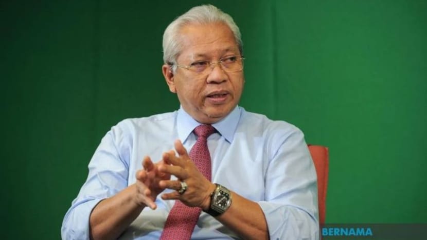Annuar Musa nafi pandang isu gangguan seksual dalam industri hiburan sebagai remeh Annuar Musa nafi pandang isu gangguan seksual dalam industri hiburan sebagai remeh
