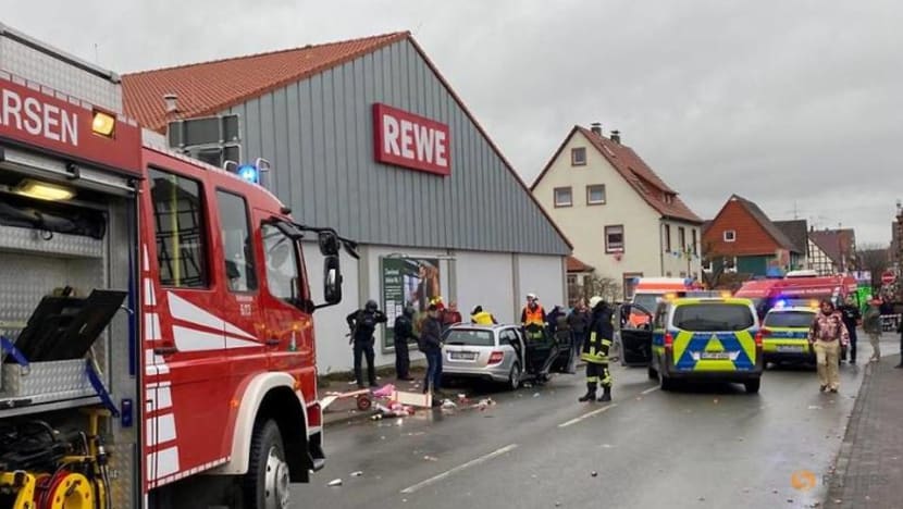 Several dozen injured as car rams carnival procession in Germany Several dozen injured as car rams carnival procession in Germany